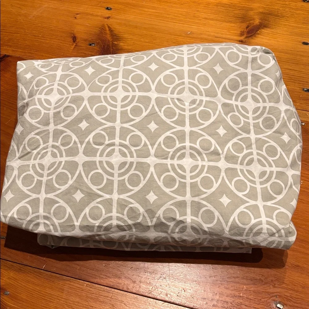 CRATE & BARREL *Full/Queen* Taza Pattern Duvet Cover 100% Cotton